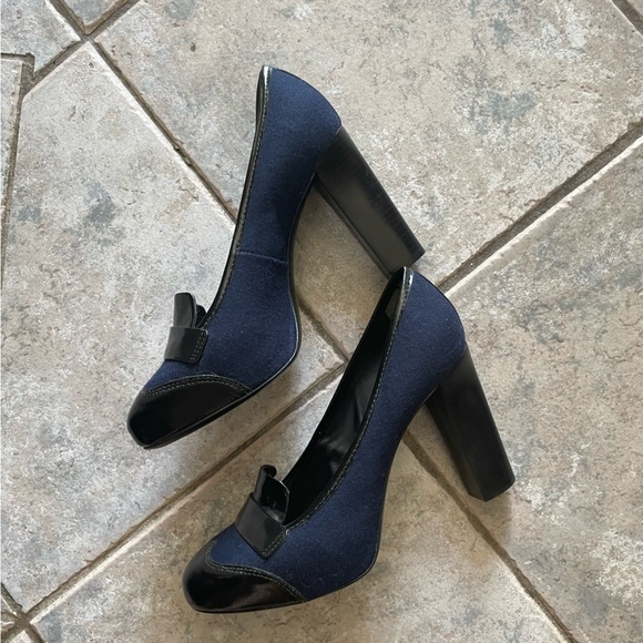 Tory Burch blue heels - Picture 9 of 11